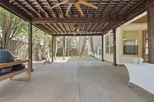 5757 Bernay Ln, Plano, TX 75024 - Photo 36