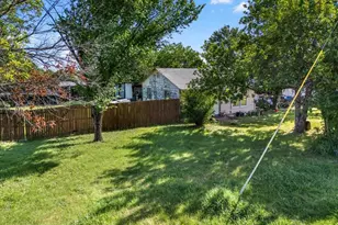 506 Alvarado St, Mansfield, TX 76063 - Photo 8