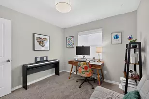 8632 Kingspoint Dr, Dallas, TX 75238 - Photo 26