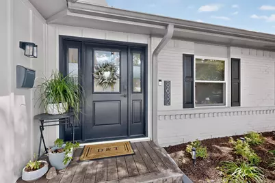 8632 Kingspoint Drive, Dallas, TX 75238 - Photo 2