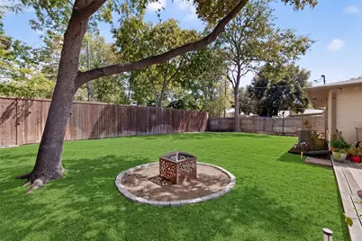 8632 Kingspoint Drive, Dallas, TX 75238 - Photo 28