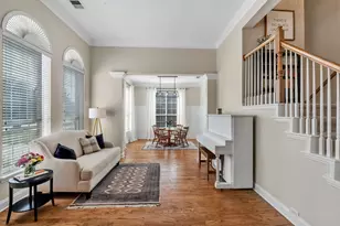 1620 McGreg Ln, Carrollton, TX 75010 - Photo 2