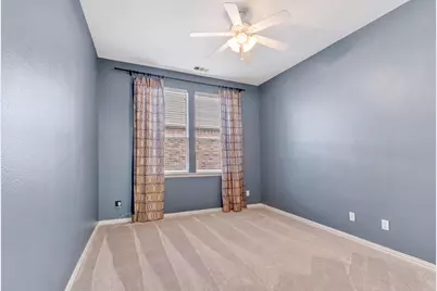 1620 McGreg Lane, Carrollton, TX 75010 - Photo 14