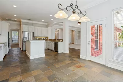 806 Cobblestone Court, Cedar Hill, TX 75104 - Photo 10