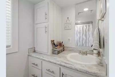817 Brazos Harbor Circle, Granbury, TX 76048 - Photo 24