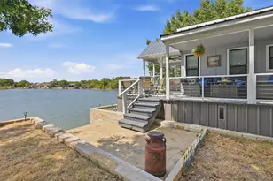 817 Brazos Harbor Cir, Granbury, TX 76048 - Photo 26