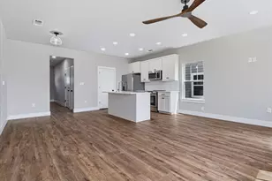 1310 Country Rd, Whitesboro, TX 76273 - Photo 12