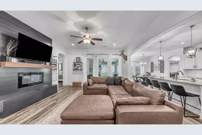 421 Vaquero, Weatherford, TX 76087 - Photo 10