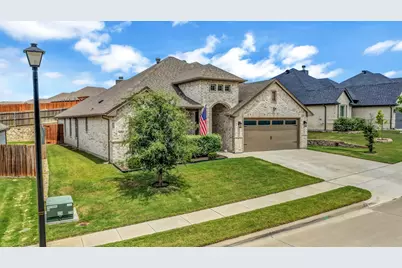 421 Vaquero, Weatherford, TX 76087 - Photo 2