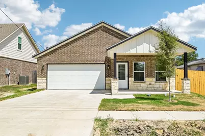 305 Campbell Street, Terrell, TX 75160 - Photo 1