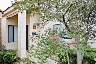 517 Ranch Trail, Irving, TX 75063 - Photo 4