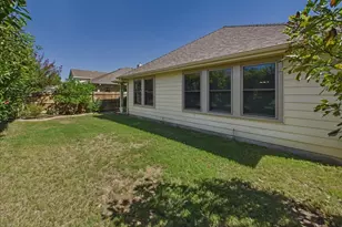 15737 Landing Creek Ln, Fort Worth, TX 76262 - Photo 12