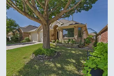 15737 Landing Creek Lane, Fort Worth, TX 76262 - Photo 2