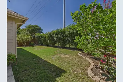 15737 Landing Creek Lane, Fort Worth, TX 76262 - Photo 10