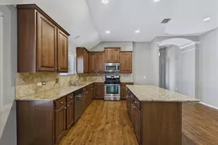15737 Landing Creek Ln, Fort Worth, TX 76262 - Photo 32
