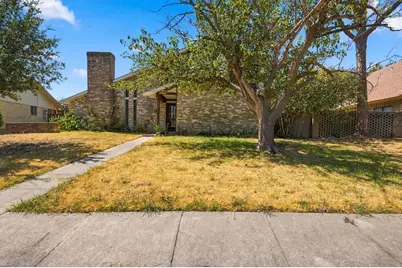2721 Vancouver Street, Irving, TX 75062 - Photo 1