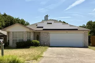326 King Arthur Dr, Weatherford, TX 76086 - Photo 1