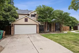 2020 Crestmeadow St, Denton, TX 76207 - Photo 2