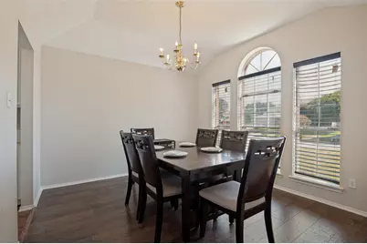 4503 Malvern Hill Road, Grand Prairie, TX 75052 - Photo 6
