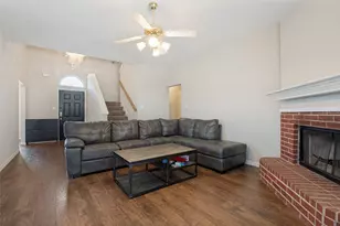 4503 Malvern Hill Rd, Grand Prairie, TX 75052 - Photo 4