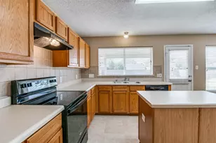 103 Bowie St, Forney, TX 75126 - Photo 6