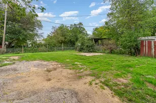 1322 Galloway Ave, Dallas, TX 75216 - Photo 10