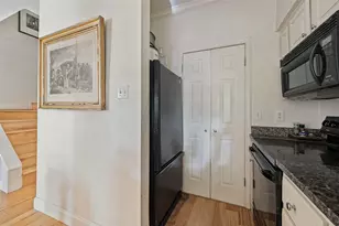 4102 Buena Vista St, Dallas, TX 75204 - Photo 14