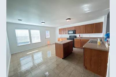9409 Goldenview Drive, Fort Worth, TX 76244 - Photo 6