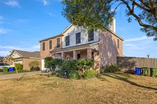 221 Pinecrest, Seagoville, TX 75159 - Photo 2