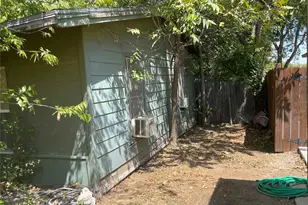 4421 Hardeman St, Fort Worth, TX 76119 - Photo 2