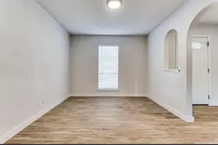 1606 Travis St, Garland, TX 75042 - Photo 6