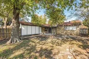 1606 Travis St, Garland, TX 75042 - Photo 24