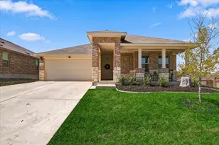 5800 Bull Crk Ln, Denton, TX 76226 - Photo 2