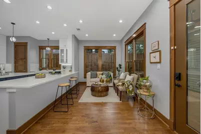 6045 Velasco Avenue, Dallas, TX 75206 - Photo 10