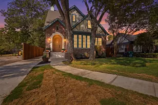 2212 Carleton Ave, Fort Worth, TX 76107 - Photo 2