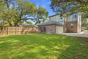 2212 Carleton Ave, Fort Worth, TX 76107 - Photo 34