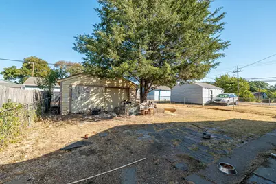 2017 Lea Crest Drive, Dallas, TX 75216 - Photo 6
