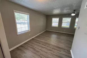 10415 Sylvia Dr, Dallas, TX 75228 - Photo 6