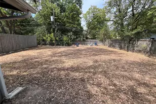 10415 Sylvia Dr, Dallas, TX 75228 - Photo 16