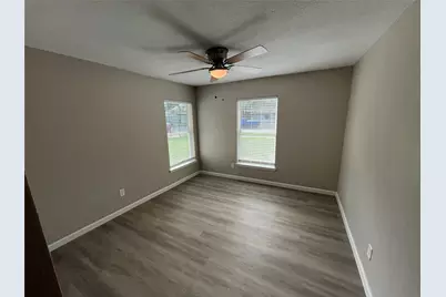 9527 Musgrave Drive, Dallas, TX 75217 - Photo 8