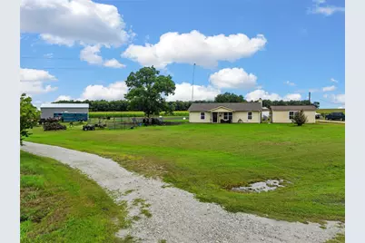 2851 Fm 339, Mount Calm, TX 76673 - Photo 2