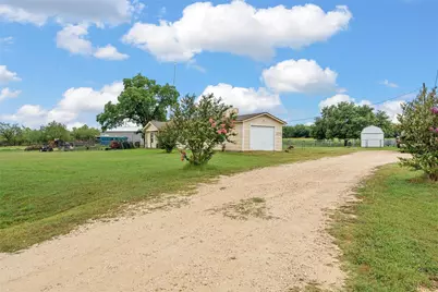 2851 Fm 339, Mount Calm, TX 76673 - Photo 18