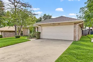 3856 Double Oak Ln, Irving, TX 75061 - Photo 1