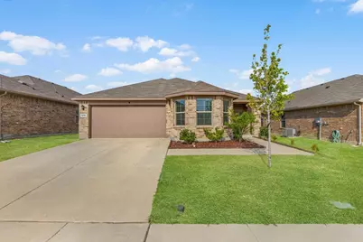 9509 Golden Summit Drive, Fort Worth, TX 76131 - Photo 4
