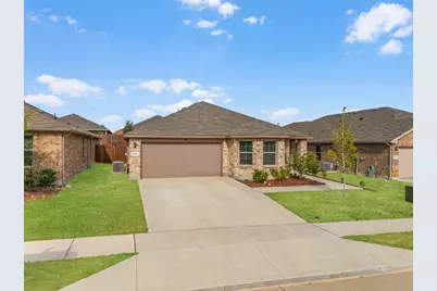 9509 Golden Summit Drive, Fort Worth, TX 76131 - Photo 2