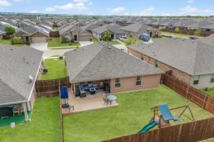 9509 Golden Smt Dr, Fort Worth, TX 76131 - Photo 8