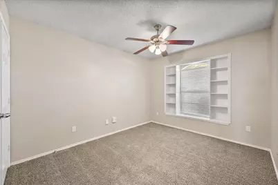 926 Tennis Villa Drive, Arlington, TX 76017 - Photo 14