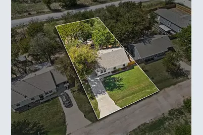 110 Shady Springs Drive, Runaway Bay, TX 76426 - Photo 2