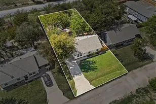 110 Shady Springs Dr, Runaway Bay, TX 76426 - Photo 2