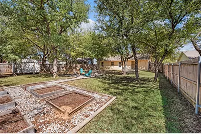 110 Shady Springs Drive, Runaway Bay, TX 76426 - Photo 20